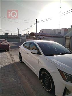 هیوندای ئەلەنترا
